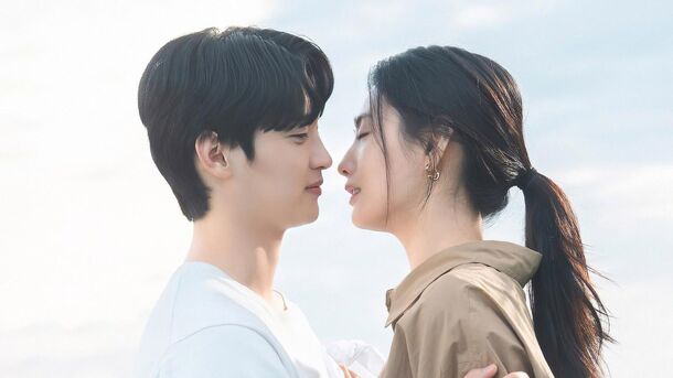 7 Romantic K-Dramas Where The Female Lead Does All The Chasing - image 2